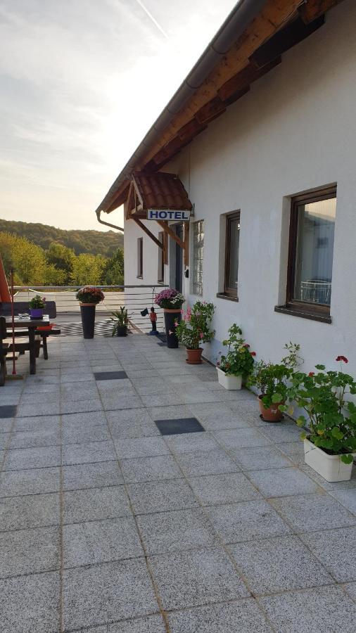 Mainstern Hotel Schonungen Exteriör bild